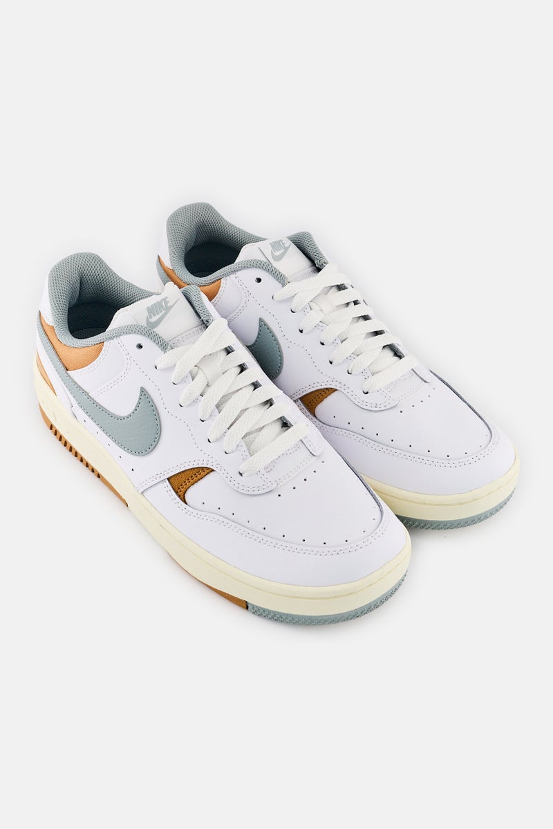 Nike أحذية نسائية غاما فورس مزودة بأربطة للخارج، بيضاء - Image 4